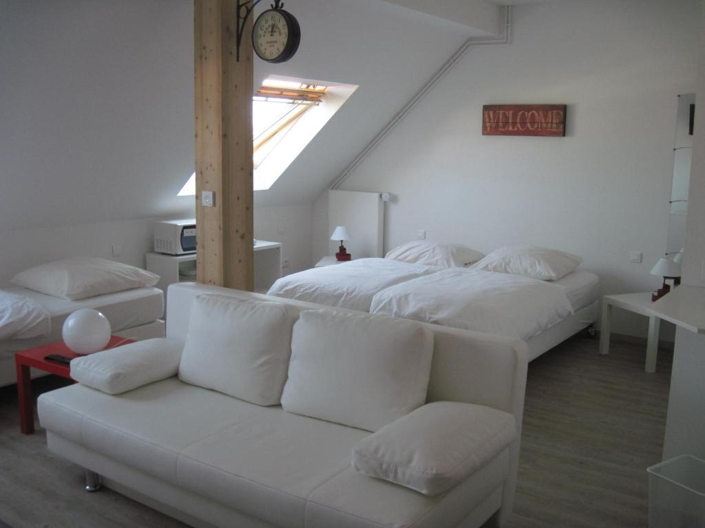 Hotel Des Bois Seltz Ruang foto