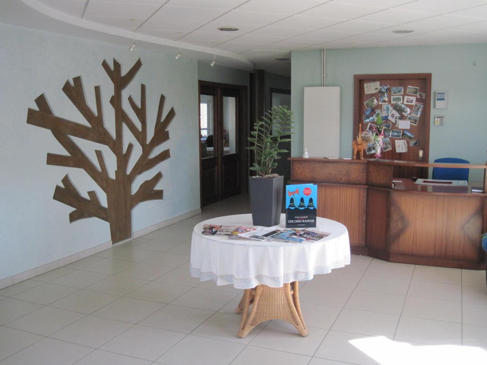 Hotel Des Bois Seltz Bagian luar foto