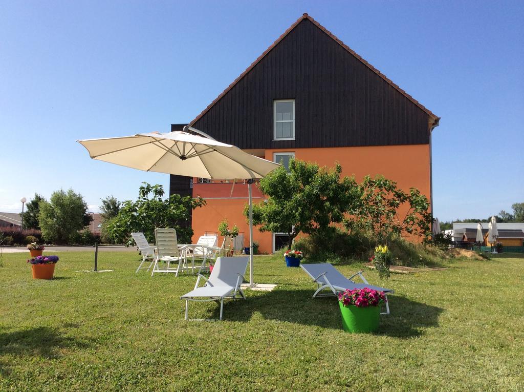 Hotel Des Bois Seltz Bagian luar foto