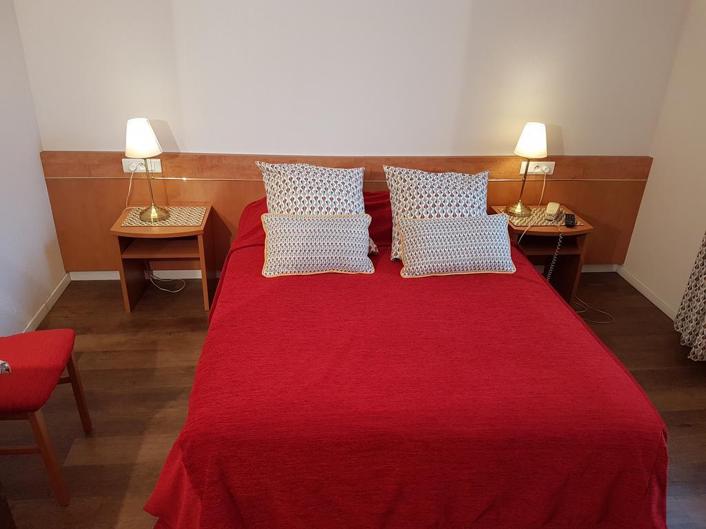 Hotel Des Bois Seltz Bagian luar foto