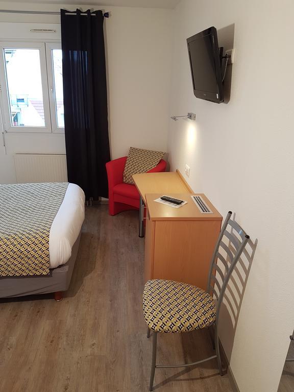 Hotel Des Bois Seltz Bagian luar foto